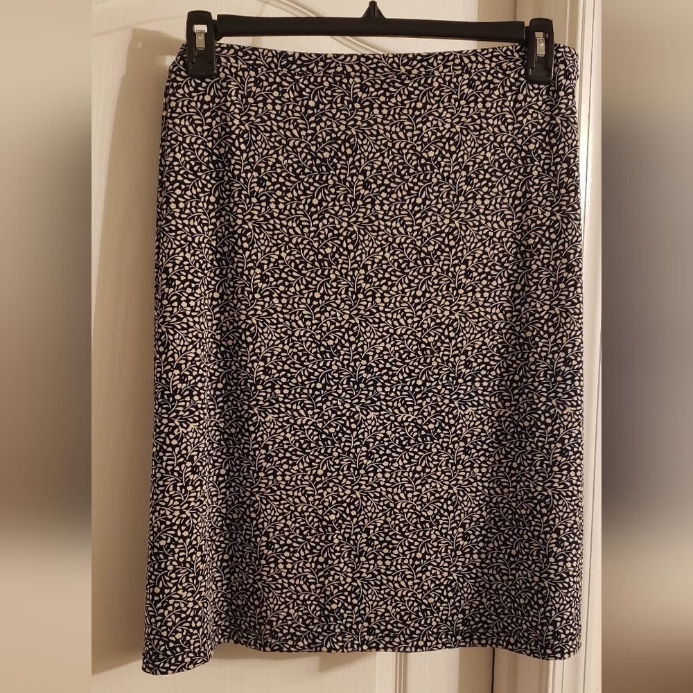 Navy blue & cream skirt